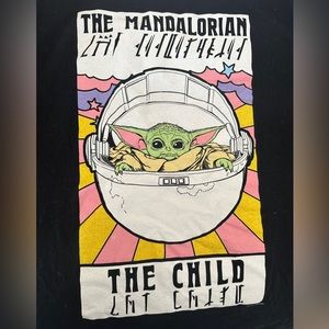 Mandalorian Shirt Size Medium Adult